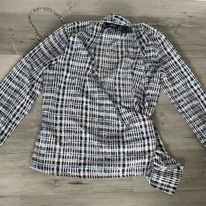 Lands’ End chase bank uniform top